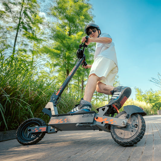 KuKirin G2 Electric Scooter 2025 | Max speed 45 km/h | Range 55 km | 800 Wh